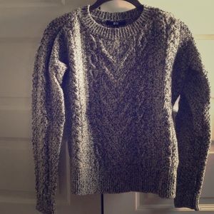**NEVER WORN** Uniqlo Knit Sweater